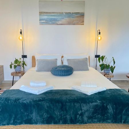 Cavos Luxury Apartments 키사모스 외부 사진