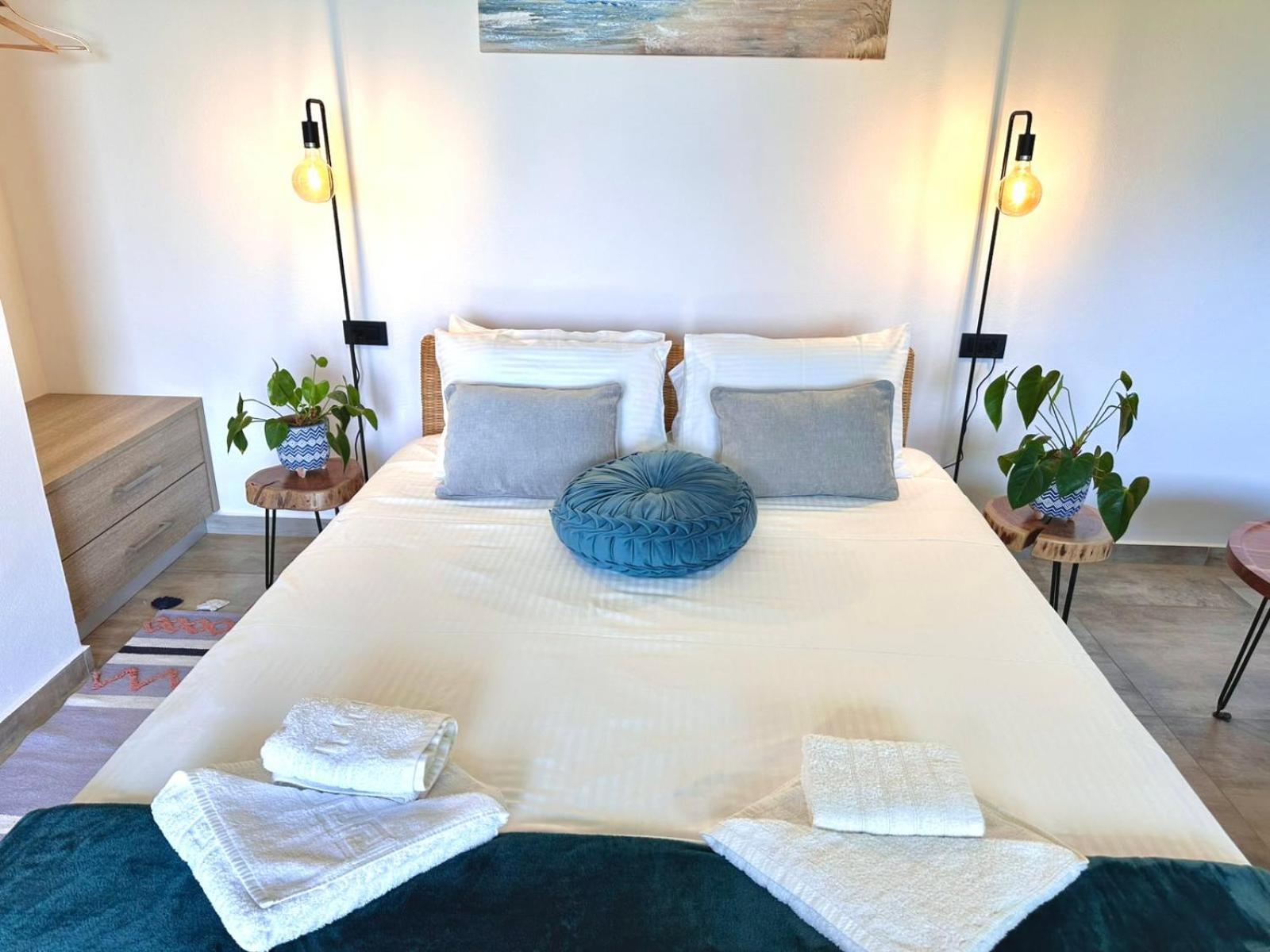 Cavos Luxury Apartments 키사모스 외부 사진